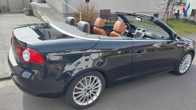Schwarz Gebraucht 2008 VW Eos Cabrio | 15.500 € - Bild 1/4
