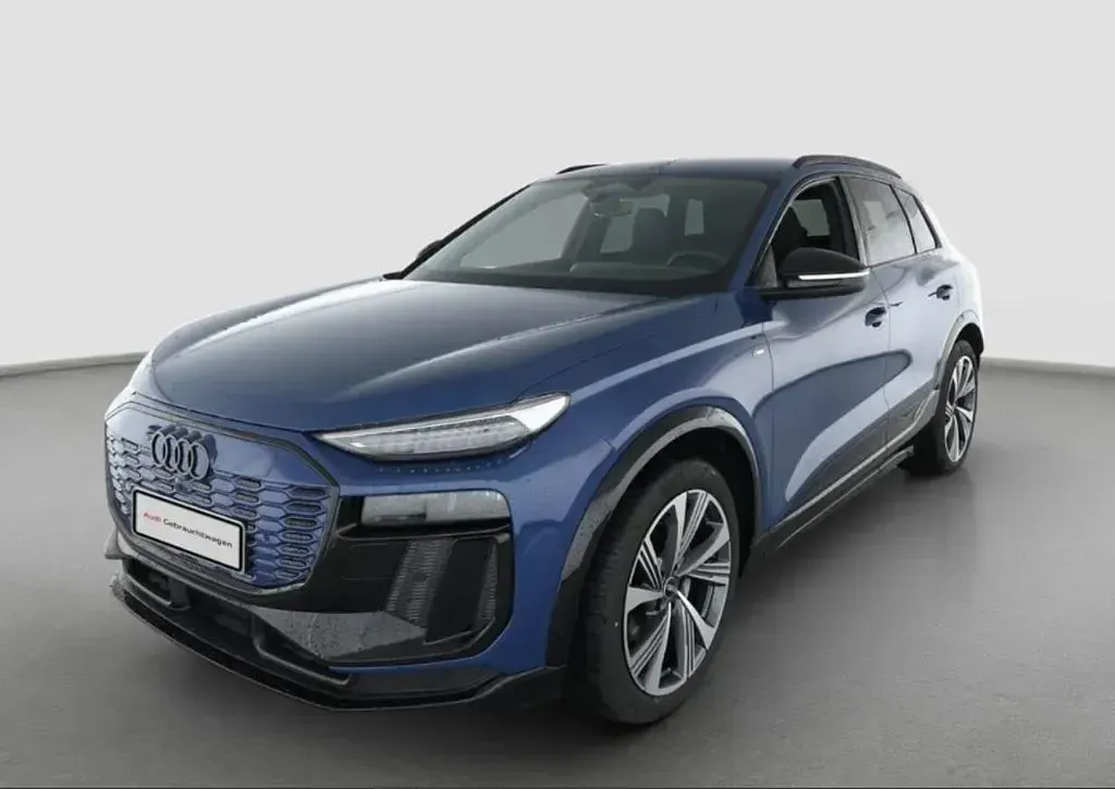 Gebraucht Audi Q6 e-tron Ambiente 284 kW (387 PS) 2025 Ascariblau metallic SUV