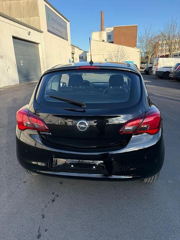 Gebraucht Opel Corsa 90 PS (66 kW) 2018 Schwarz Kleinwagen