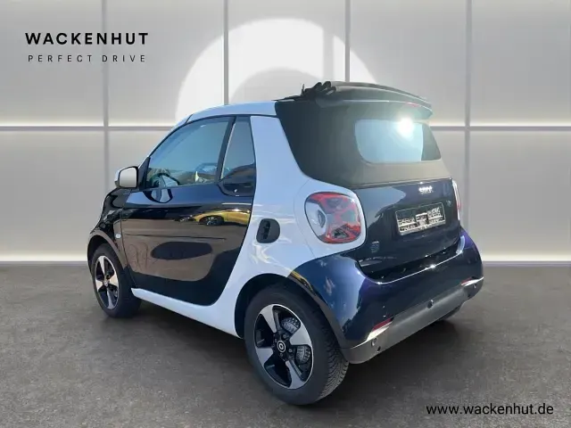 Gebraucht Smart ForTwo Electric Drive Exclusive 60 kW (82 PS) 2024 Metallic) (blau Cabrio
