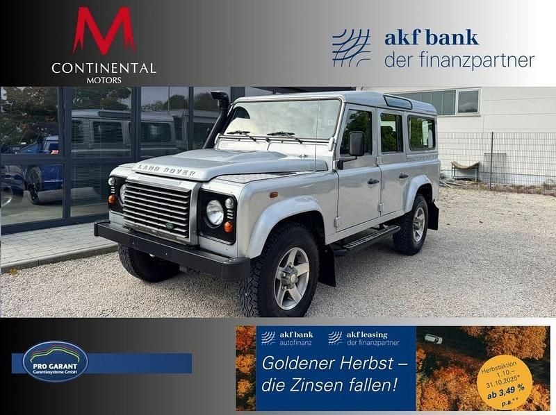 Silber Gebraucht 2012 Land Rover Defender S SUV | 36.900 € - Bild 1/3