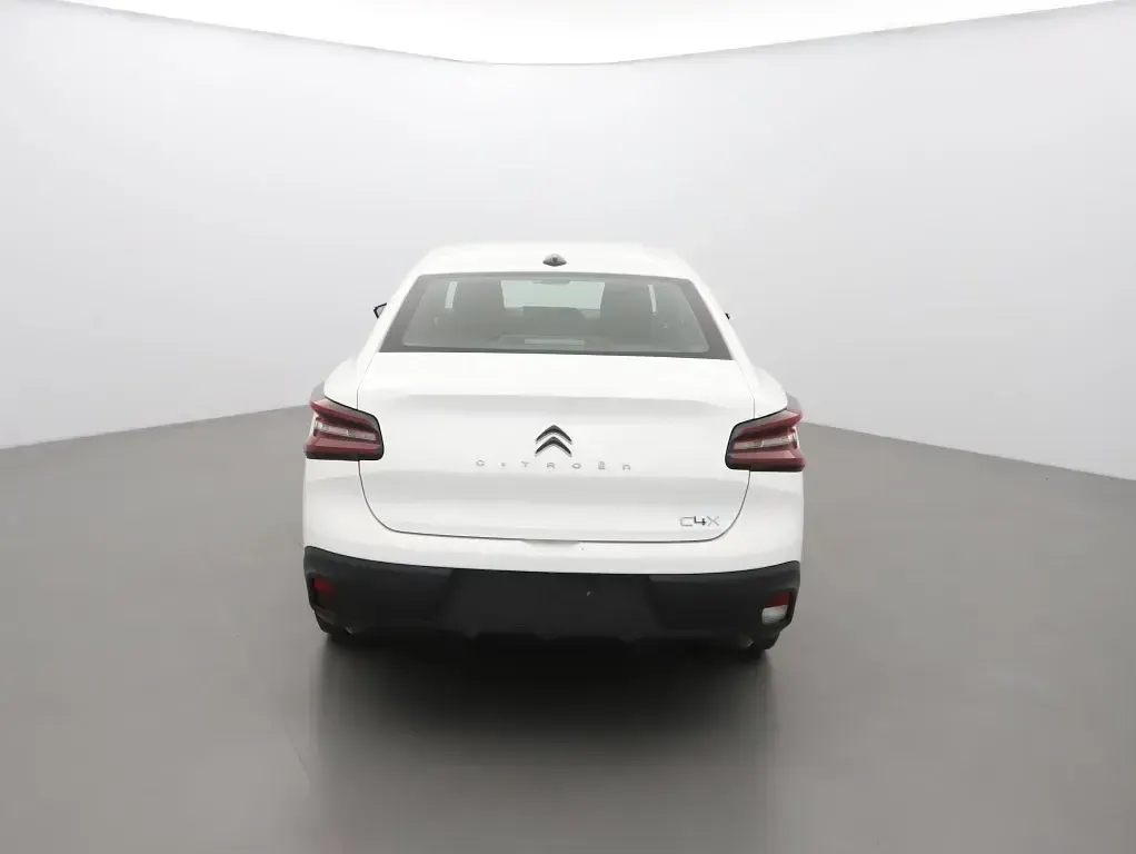 Gebraucht Citroën C4 X Feel 101 PS (74 kW) 2023 (blanc) SUV