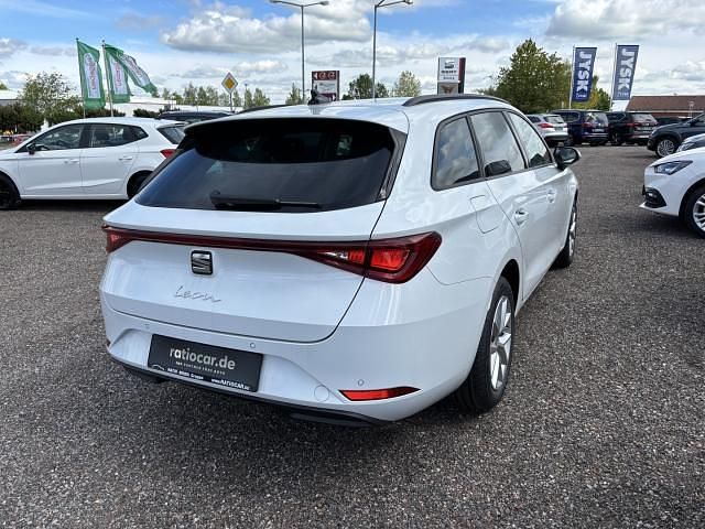 Glacial/nevada weiss metallic Neu 2025 Seat Leon | 28.971 € (Fairer Preis) - Bild 1/4