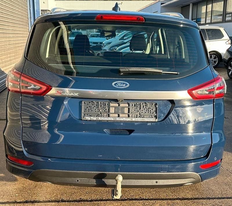 Gebraucht Ford S-MAX Titanium 150 PS (110 kW) 2020 Blau Van / Kleinbus