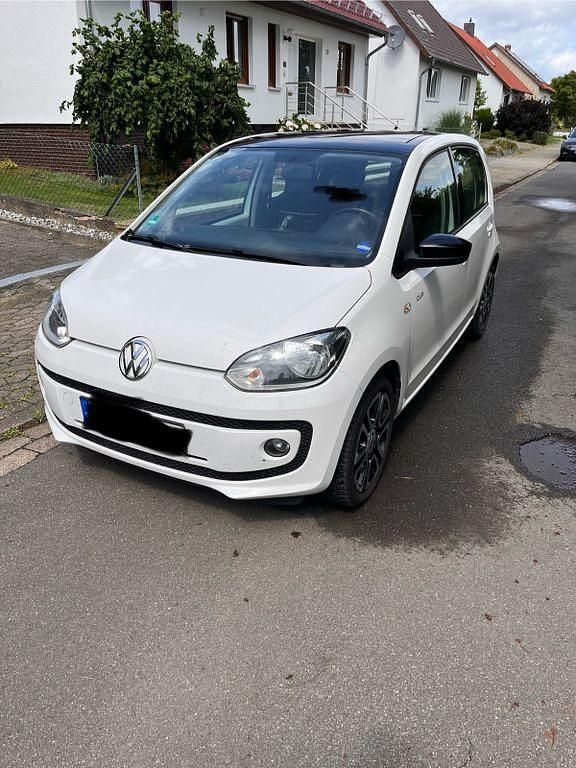 Weiß Gebraucht 2014 VW up! Cup Kleinwagen | 4.400 € (Fairer Preis) - Bild 1/4