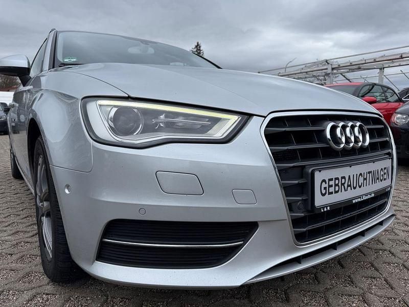Gebraucht Audi A3 Attraction 150 PS (110 kW) 2014 Silber Limousine