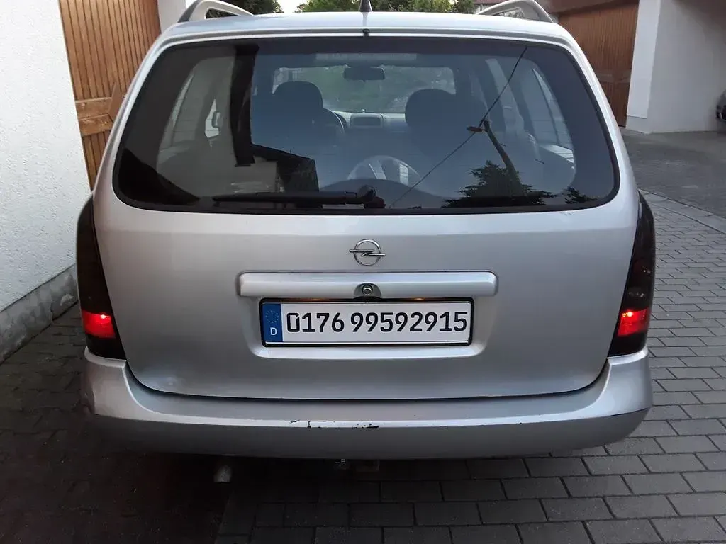 Gebraucht Opel Astra Comfort 125 PS (91 kW) 2002 Grau Limousine