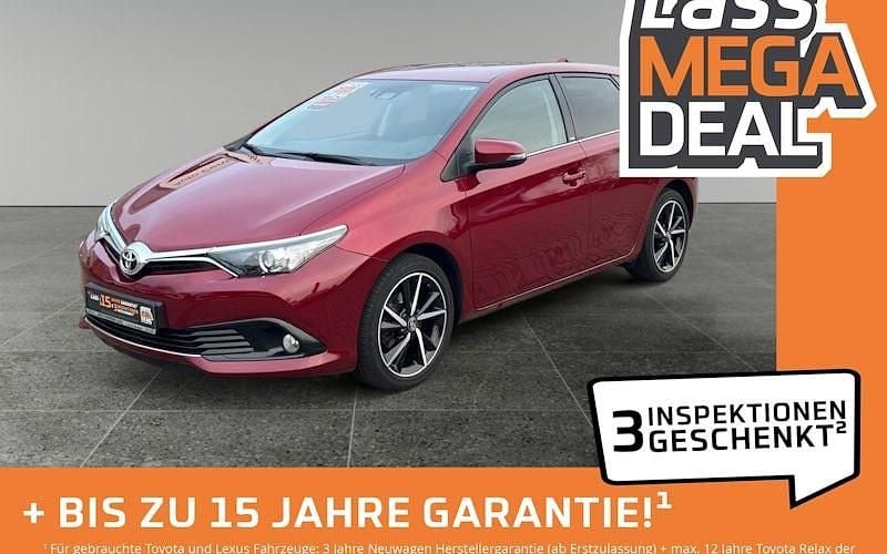 Rot Gebraucht 2017 Toyota Auris Edition-S Limousine | 12.480 € (Fairer Preis) - Bild 1/4