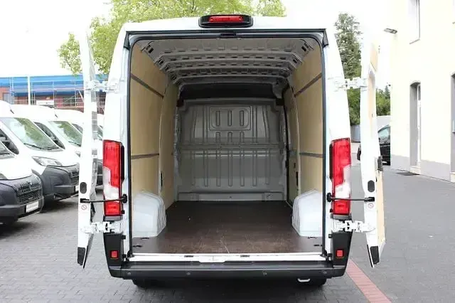 Occasion Citroën Jumper 165 ch (121 kW) 2024 Blanc Monospace