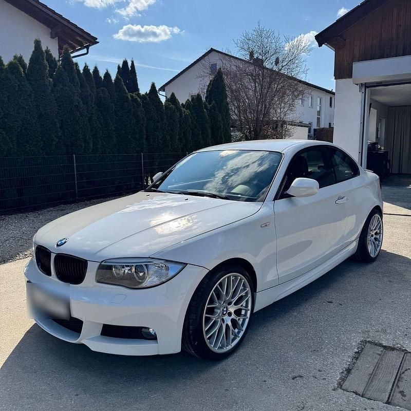 Gebraucht BMW 125 Coupé Performance 266 PS (195 kW) 2012 Weiß Coupé