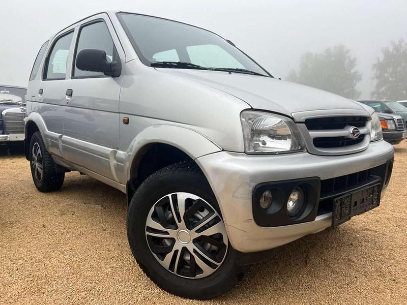 Gebraucht Daihatsu Terios 86 PS (63 kW) 2005 Silber metallic SUV
