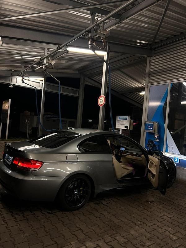 Gebraucht BMW 330 272 PS (200 kW) 2006 Grau Coupé