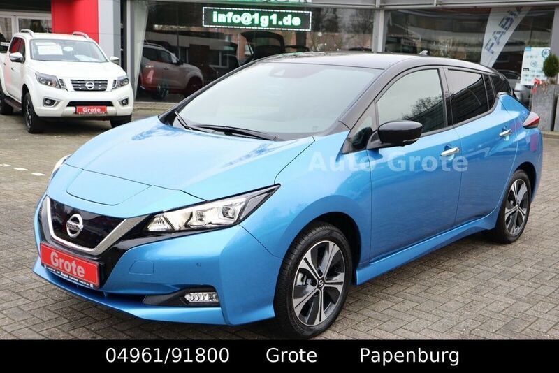 Blau Gebraucht 2021 Nissan Leaf Tekna Kleinwagen | 30.990 € - Bild 1/4