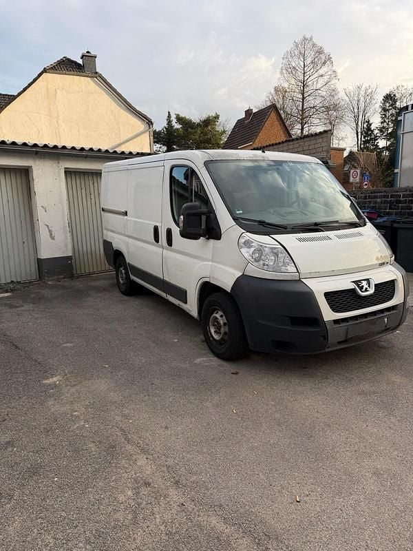 Gebraucht Peugeot Boxer 156 PS (114 kW) 2008 Weiß Van
