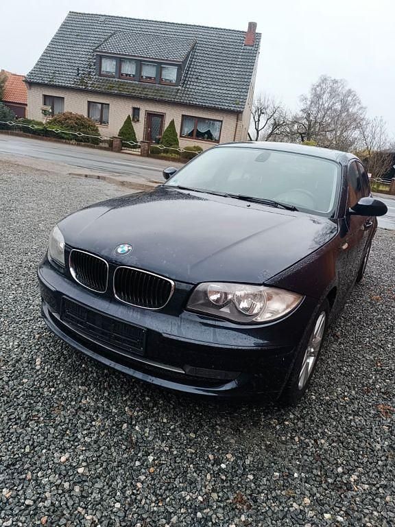 Gebraucht BMW 116 122 PS (89 kW) 2008 Blau Kleinwagen