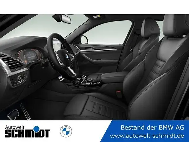 Gebraucht BMW X4 190 PS (139 kW) 2026 Saphirschwarz SUV