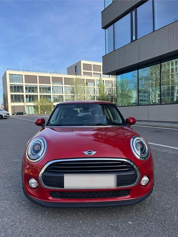 Usata Mini ONE 102 CV (75 kW) 2016 Rosso Utilitaria