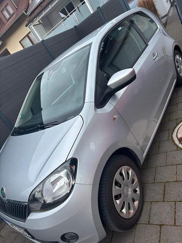 Gebraucht Skoda Citigo 60 PS (44 kW) 2012 Silber Kleinwagen