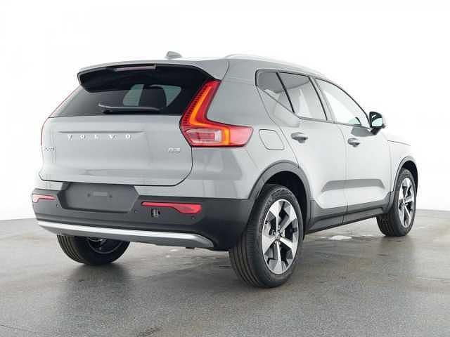 Gebraucht Volvo XC40 120 PS (88 kW) 2025 SUV