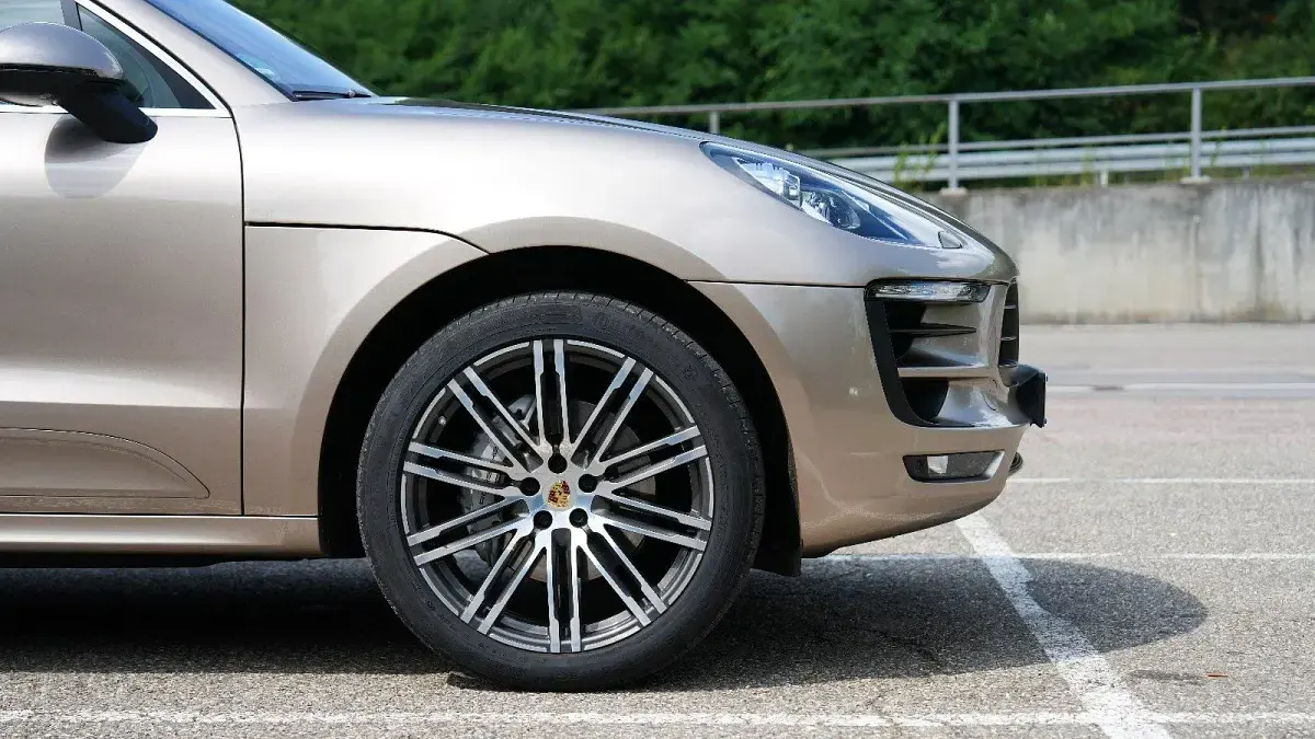 Gebraucht Porsche Macan 258 PS (189 kW) 2015 Gold SUV