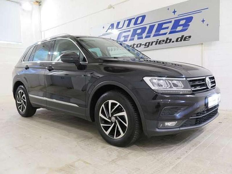 Deep black Gebraucht 2018 VW Tiguan Join SUV | 19.450 € (Fairer Preis) - Bild 1/4