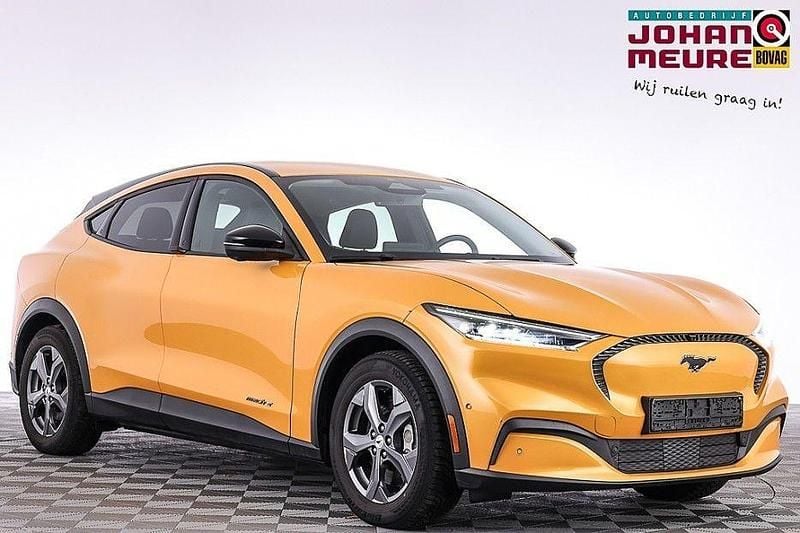 Gebraucht Ford Mustang Mach-E 197 kW (269 PS) 2023 Gelb SUV