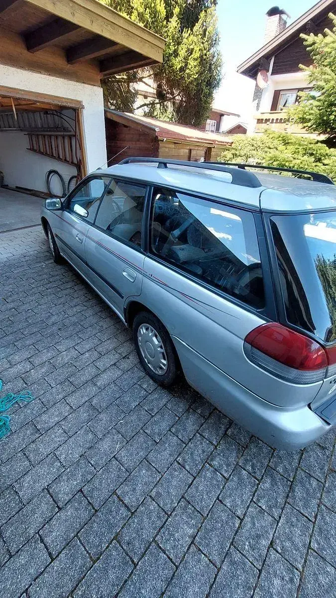 Gebraucht Subaru Legacy 116 PS (85 kW) 1995 Silber Kombi