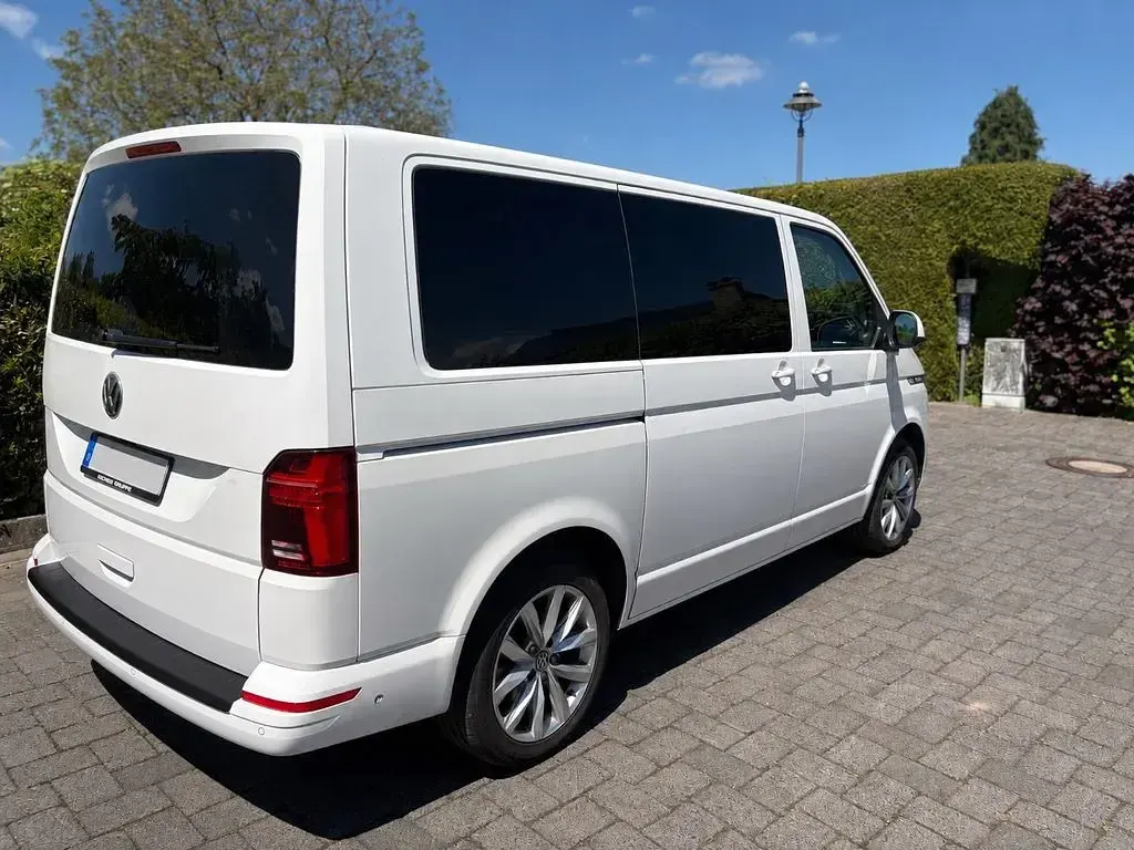 Gebraucht VW T6.1 Comfortline 199 PS (146 kW) 2021 Weiß Van