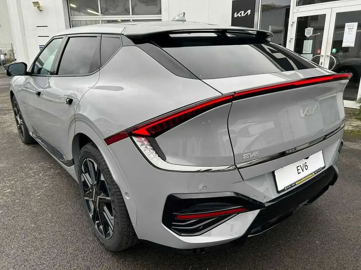 Gebraucht Kia EV6 GT-Line 239 kW (325 PS) 2024 Wolfgrau metallic SUV