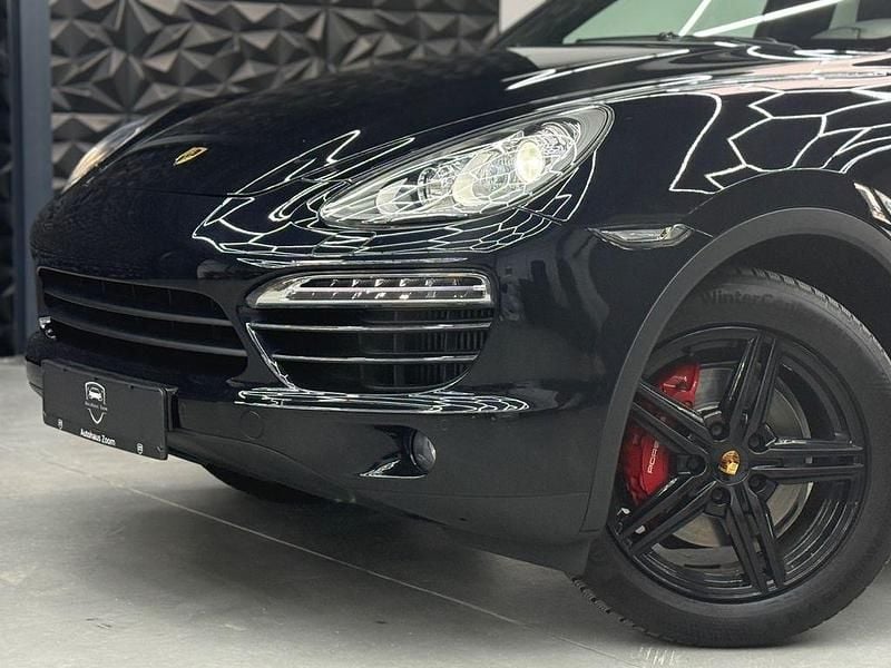 Gebraucht Porsche Cayenne 239 PS (175 kW) 2010 Schwarz SUV