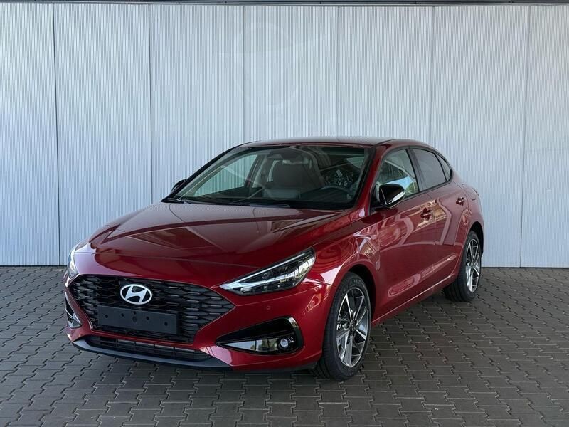 Ultimate red metallic Neu 2025 Hyundai i30 GO! Limousine | 25.339 € (Guter Preis) - Bild 1/4
