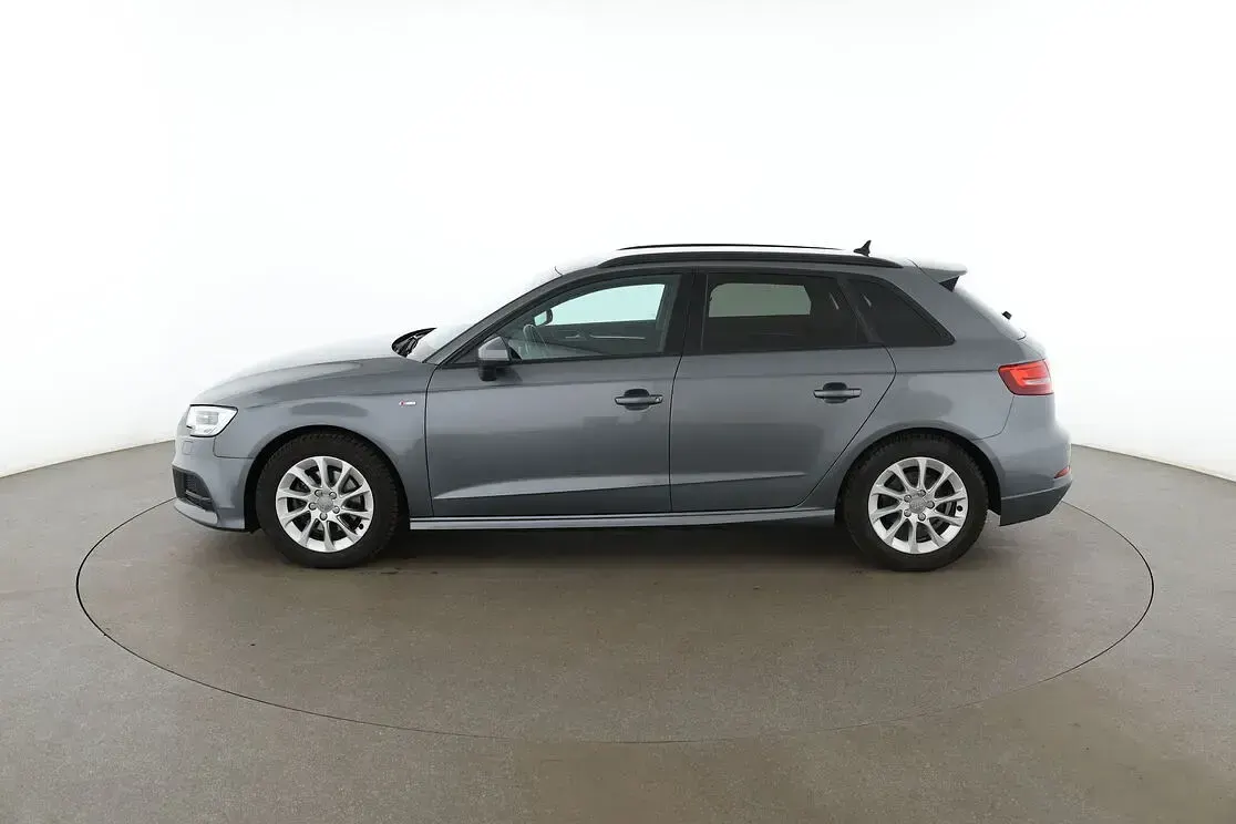 Gebraucht Audi A3 Sport 150 PS (110 kW) 2019 Grau Limousine
