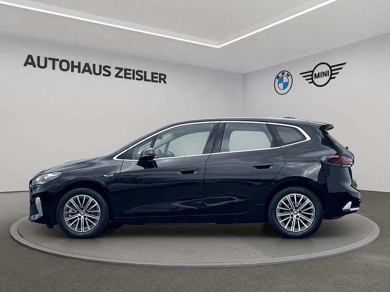 Gebraucht BMW 230e Active Tourer Luxury Line 150 PS (110 kW) 2022 Schwarz ii Van / Kleinbus