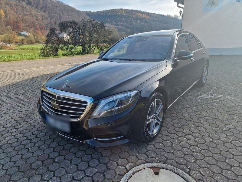 Schwarz Gebraucht 2014 Mercedes S500 Limousine | 31.999 € (Guter Preis) - Bild 1/4