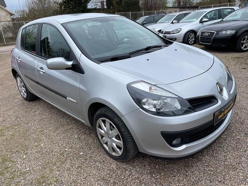 Gebraucht Renault Clio III Authentique 65 PS (47 kW) 2007 Kleinwagen