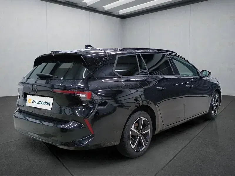 Gebraucht Opel Astra 131 PS (96 kW) 2024 Schwarz Kleinwagen