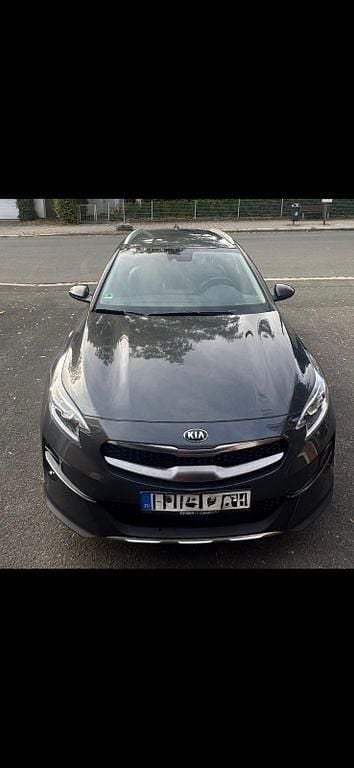 Gebraucht Kia XCeed 140 PS (102 kW) 2021 Grau SUV