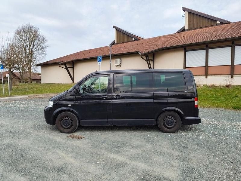 Second-hand VW T5 174 CP (127 kW) 2003 Negru Van