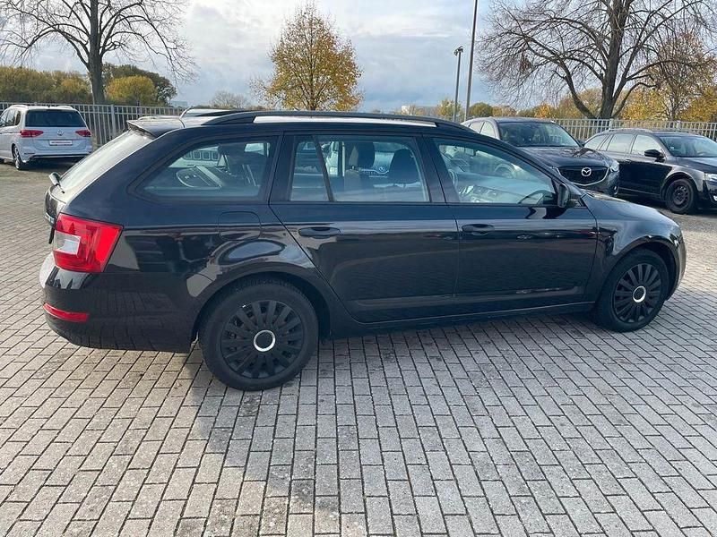 Gebraucht Skoda Octavia Active 140 PS (102 kW) 2014 Schwarz Kombi