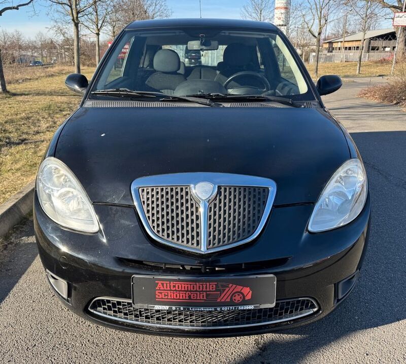 Gebraucht Lancia Ypsilon 77 PS (56 kW) 2007 Schwarz Kleinwagen