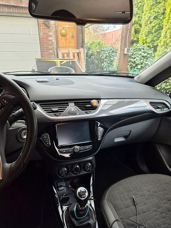 Gebraucht Opel Corsa Innovation 95 PS (69 kW) 2016 Grau Kleinwagen