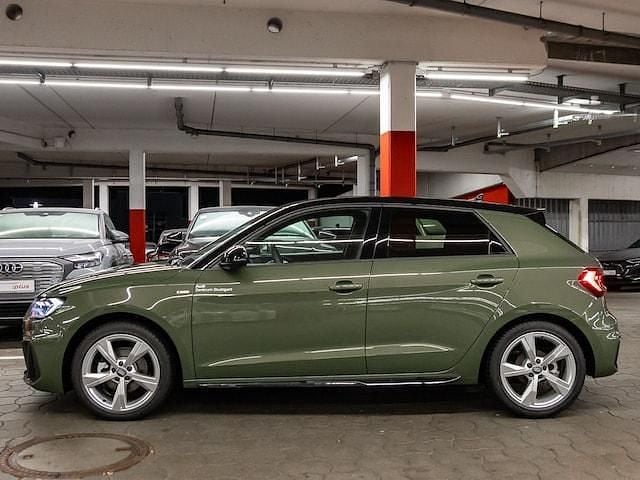Gebraucht Audi A1 Sportback S-Line 150 PS (110 kW) 2025 Grün Kleinwagen