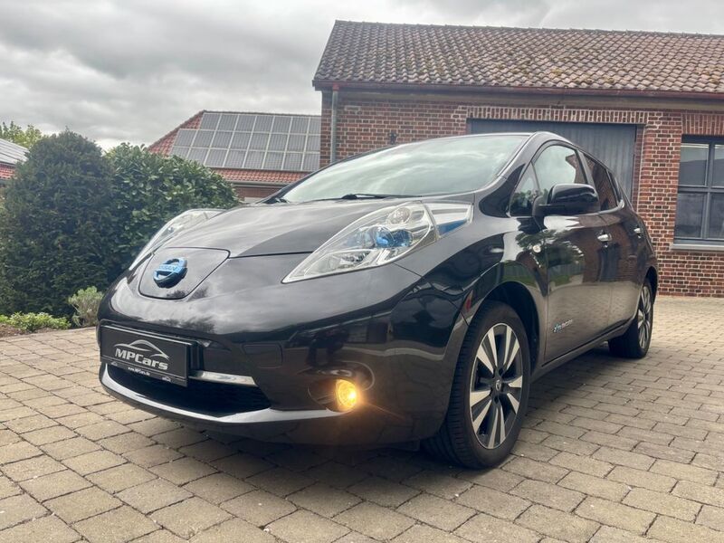 Schwarz Gebraucht 2017 Nissan Leaf 360º Kleinwagen | 6.400 € - Bild 1/4