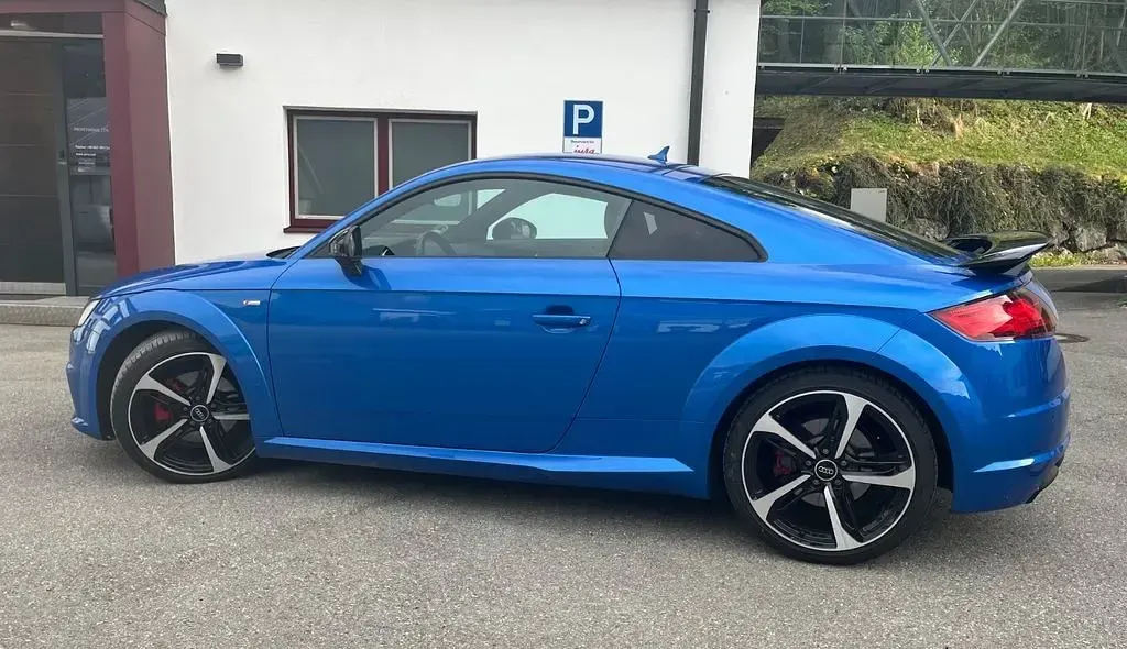 Second-hand Audi TT S-Line 230 CP (169 kW) 2018 Albastru Coupe