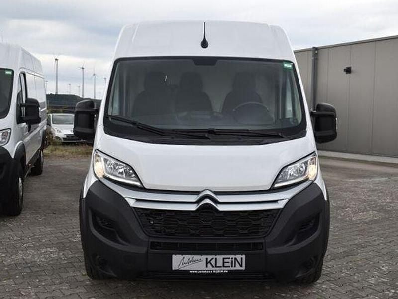 Weiß Gebraucht 2024 Citroën Jumper Van / Kleinbus | 23.890 € (Superpreis) - Bild 1/4