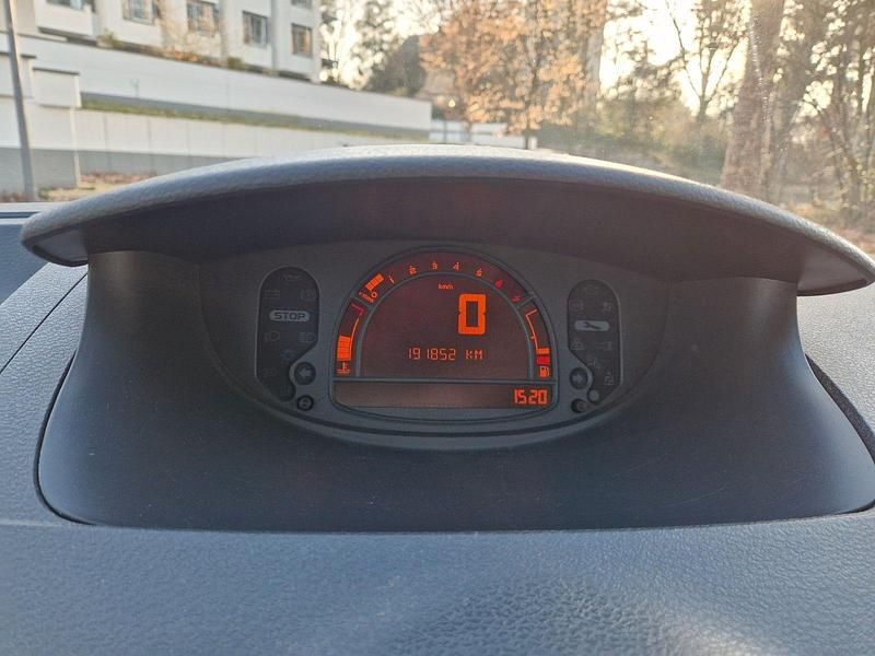 Gebraucht Renault Grand Modus Dynamique 101 PS (74 kW) 2008 Blau Van / Kleinbus