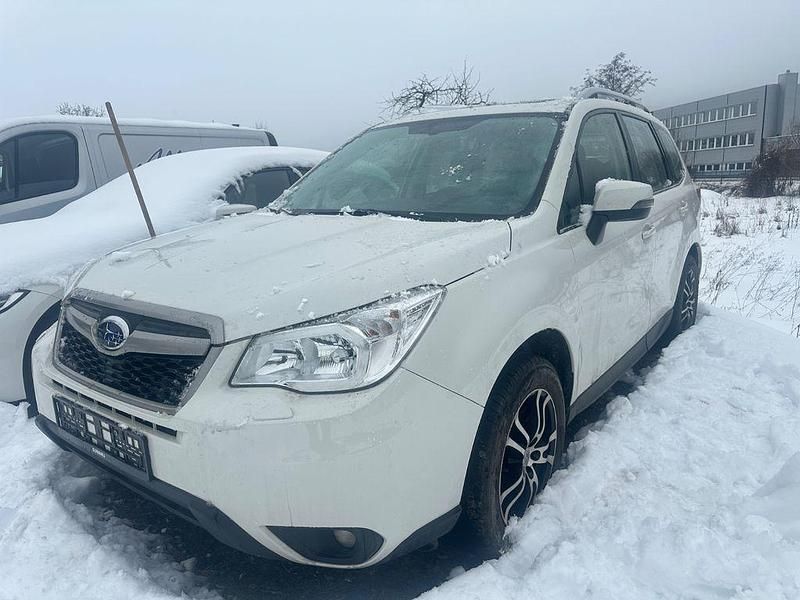 Gebraucht Subaru Forester Exclusive+ 147 PS (108 kW) 2015 Weiß SUV