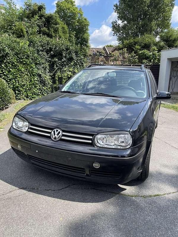 Schwarz Gebraucht 2001 VW Golf IV Basis Kombi | 2.750 € (Fairer Preis) - Bild 1/4