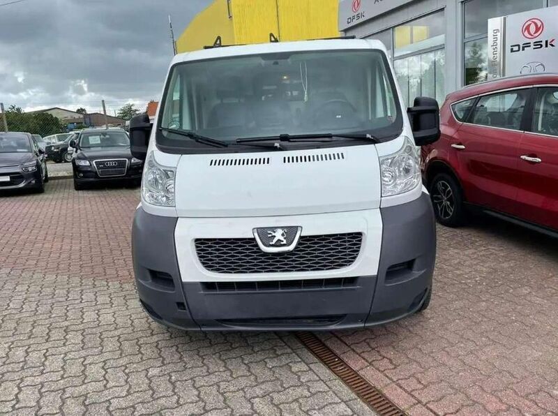 Gebraucht Peugeot Boxer 131 PS (96 kW) 2014 Weiß Van