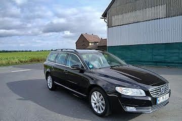 Schwarz Gebraucht 2016 Volvo V70 Standard Kombi | 12.400 € (Fairer Preis) - Bild 1/4